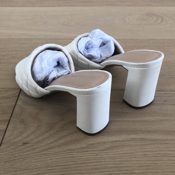 Like New! The Drop sandals, size 8 - Picture 3 of 5